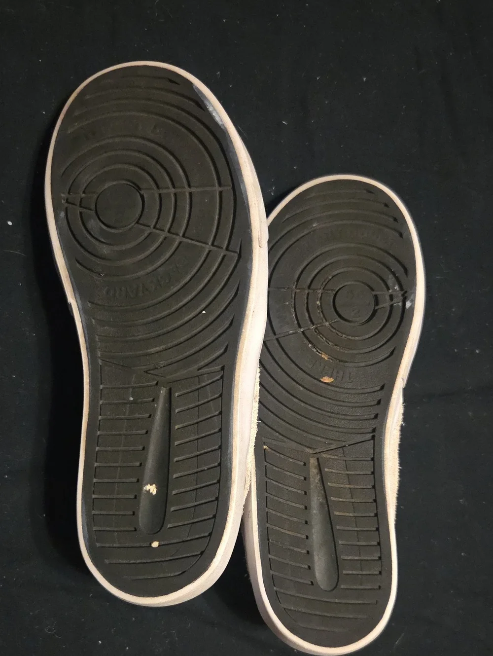 Jordan Men’s Off-White/Tan Low-Top Sneakers